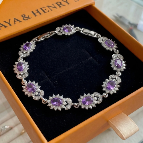 Iridessa Violetthorn Bracelet | White Gold